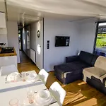 Houseboat- Dom Na Wodzie Z Sauna I Mozliwoscia Plywania