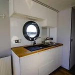 Houseboat- Dom Na Wodzie Z Sauna I Mozliwoscia Plywania * Ilawa