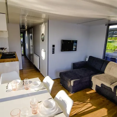 Houseboat- Dom Na Wodzie Z Sauna I Mozliwoscia Plywania