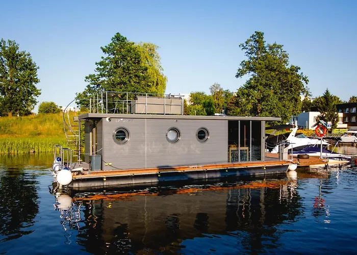 Houseboat- Dom Na Wodzie Z Sauna I Mozliwoscia Plywania Botel *