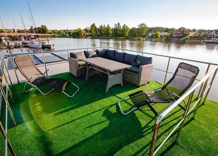 Houseboat- Dom Na Wodzie Z Sauna I Mozliwoscia Plywania * Iława